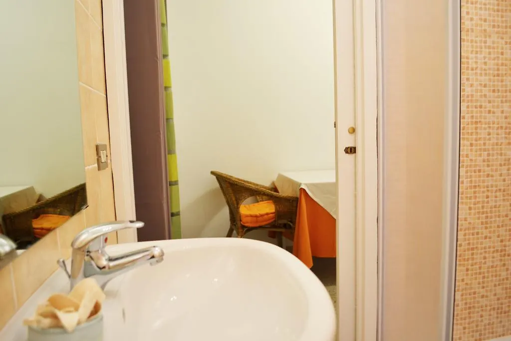 Bed & Breakfast La Luna Di Roma B&B